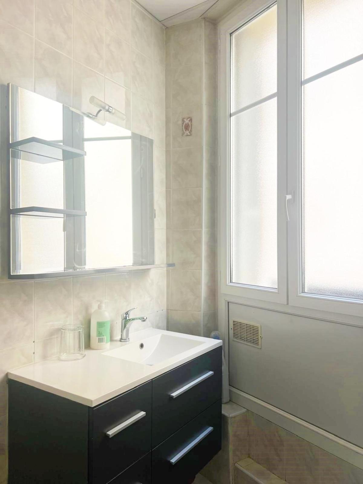 T5 Spacieux Centre Apartment *